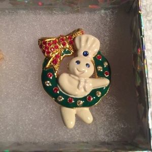 New Vintage Pillsbury Doughboy Christmas Wreath Collectible Pin 2002 (One Pin)🎄